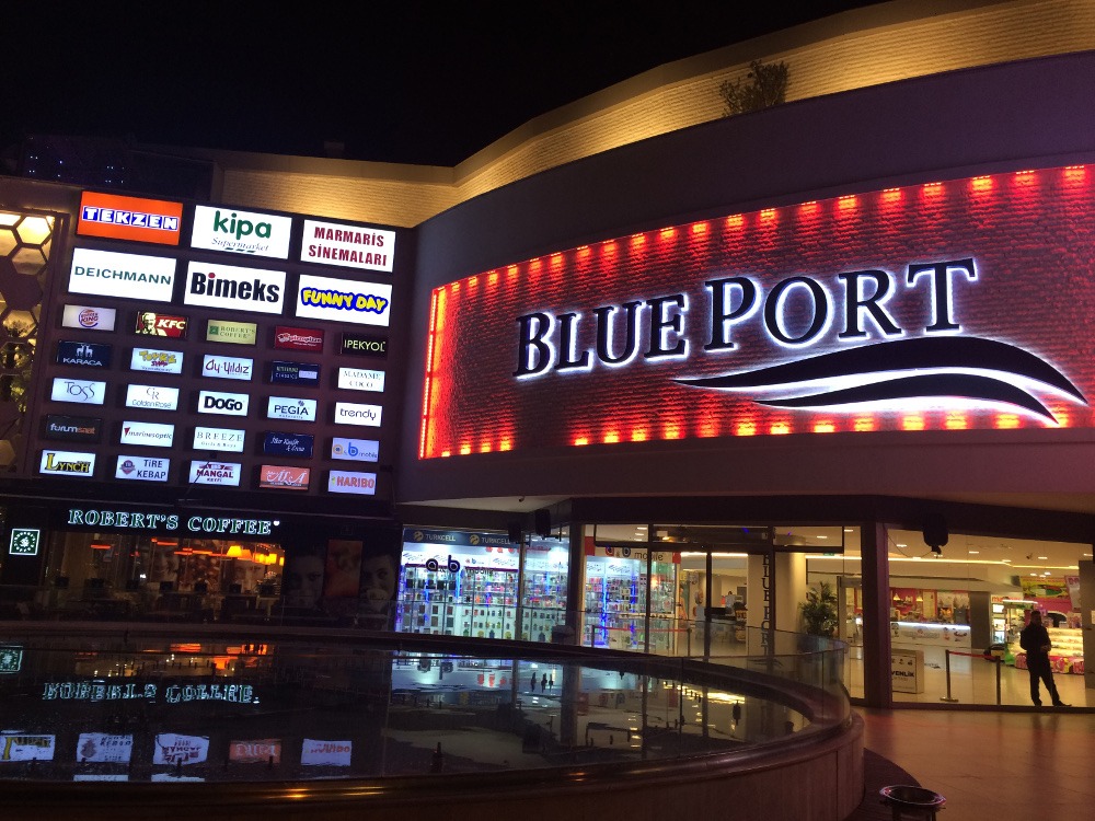 Blueport Shopping Center